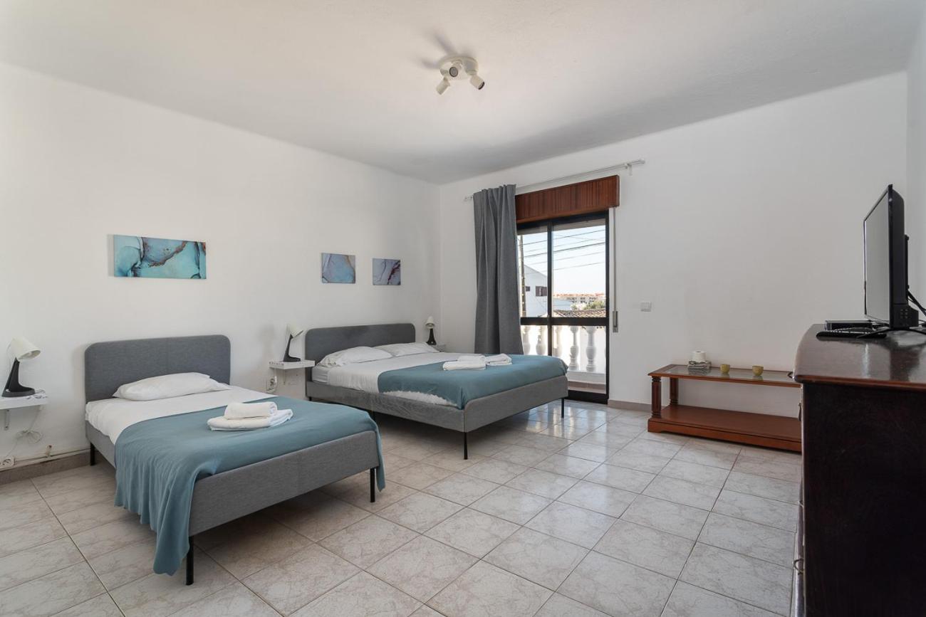 Blife Marya Private Rooms - Airport Stay Faro Luaran gambar