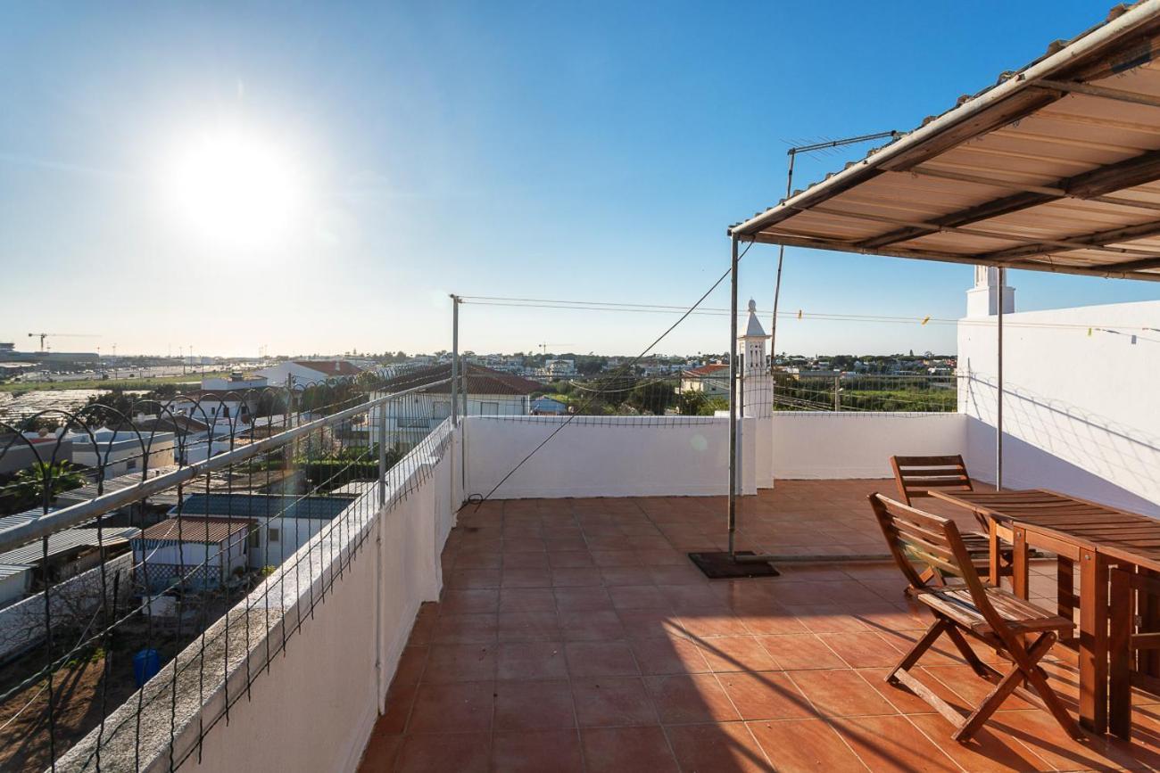 Blife Marya Private Rooms - Airport Stay Faro Luaran gambar